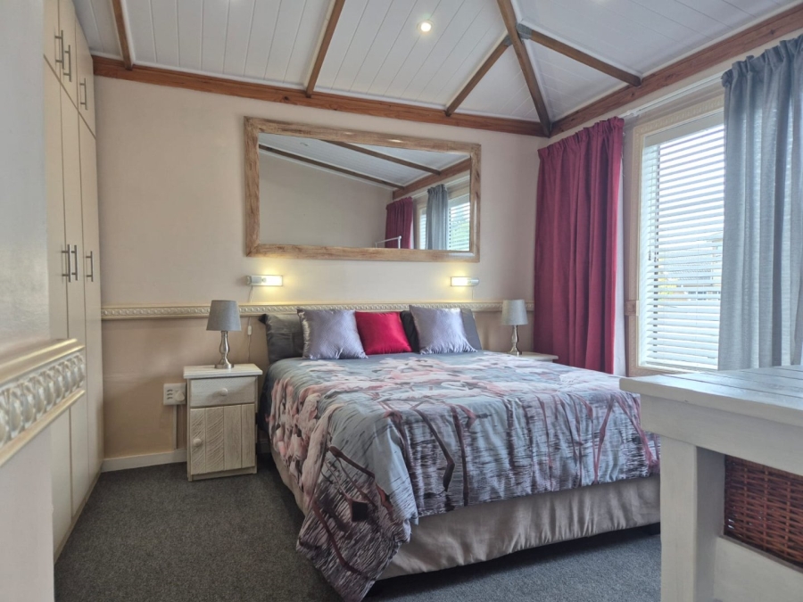 4 Bedroom Property for Sale in Stilbaai Wes Western Cape